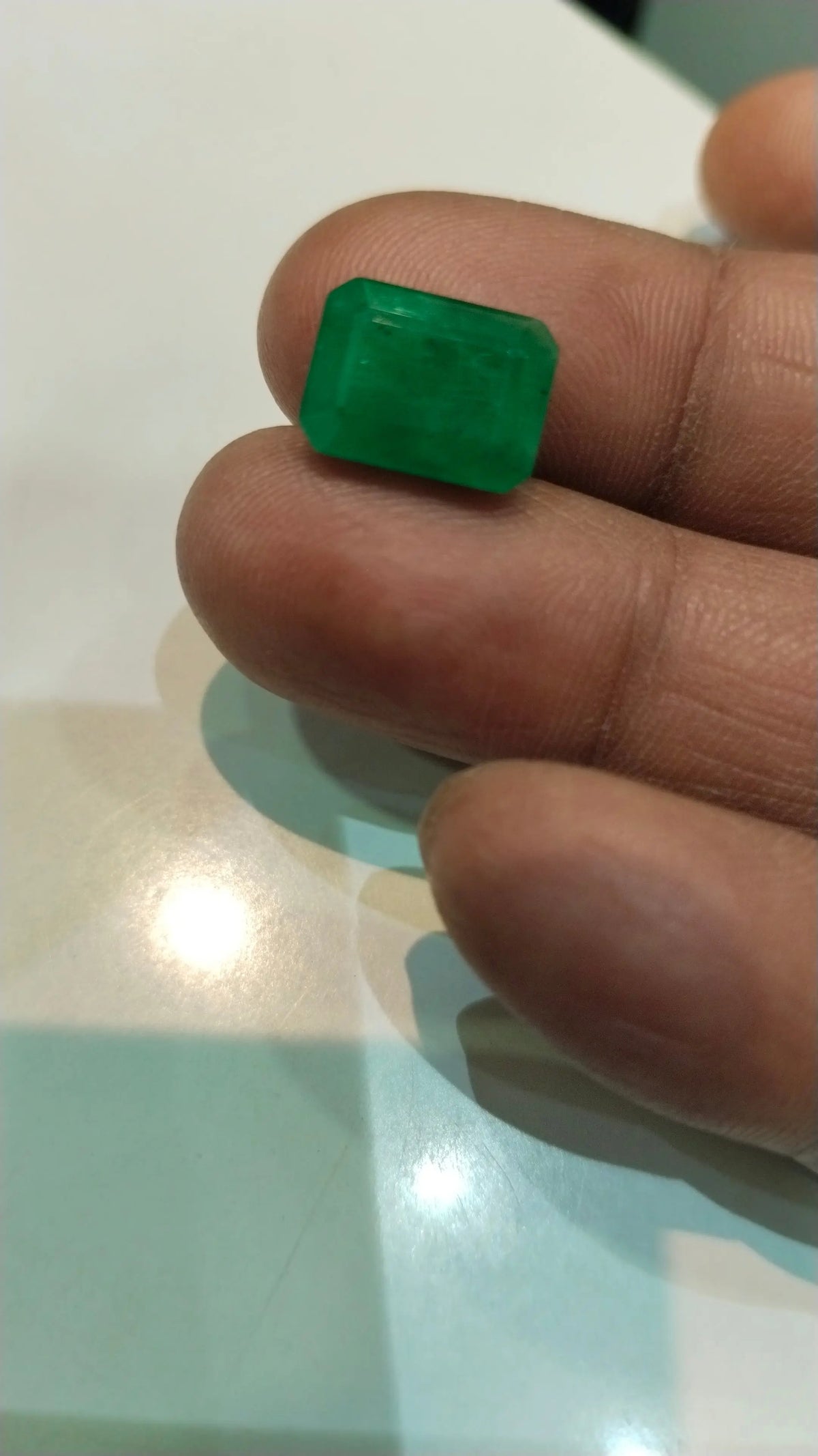 Original Emerald Stone / Panna Ratna - Colombian Zambian Certified | 3-10 Carat Sun point jewellers