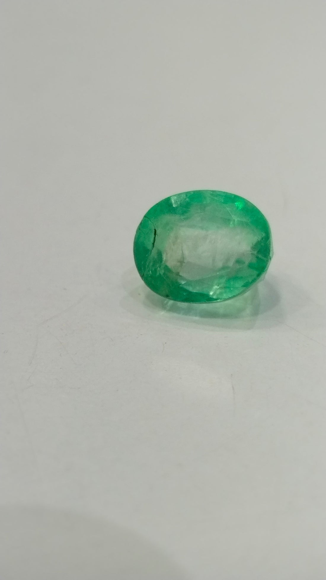 Original Emerald Stone 5 Ratti - Natural Emerald Price in Kolkata at Sun Point Jewellers Near UP Guest House