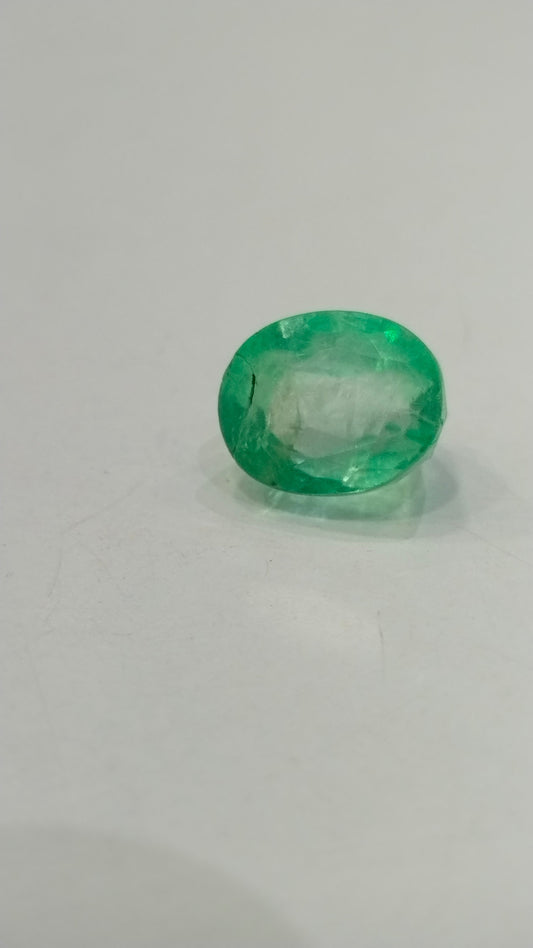 Original Emerald Stone 5 Ratti - Natural Emerald Price in Kolkata at Sun Point Jewellers Near UP Guest House