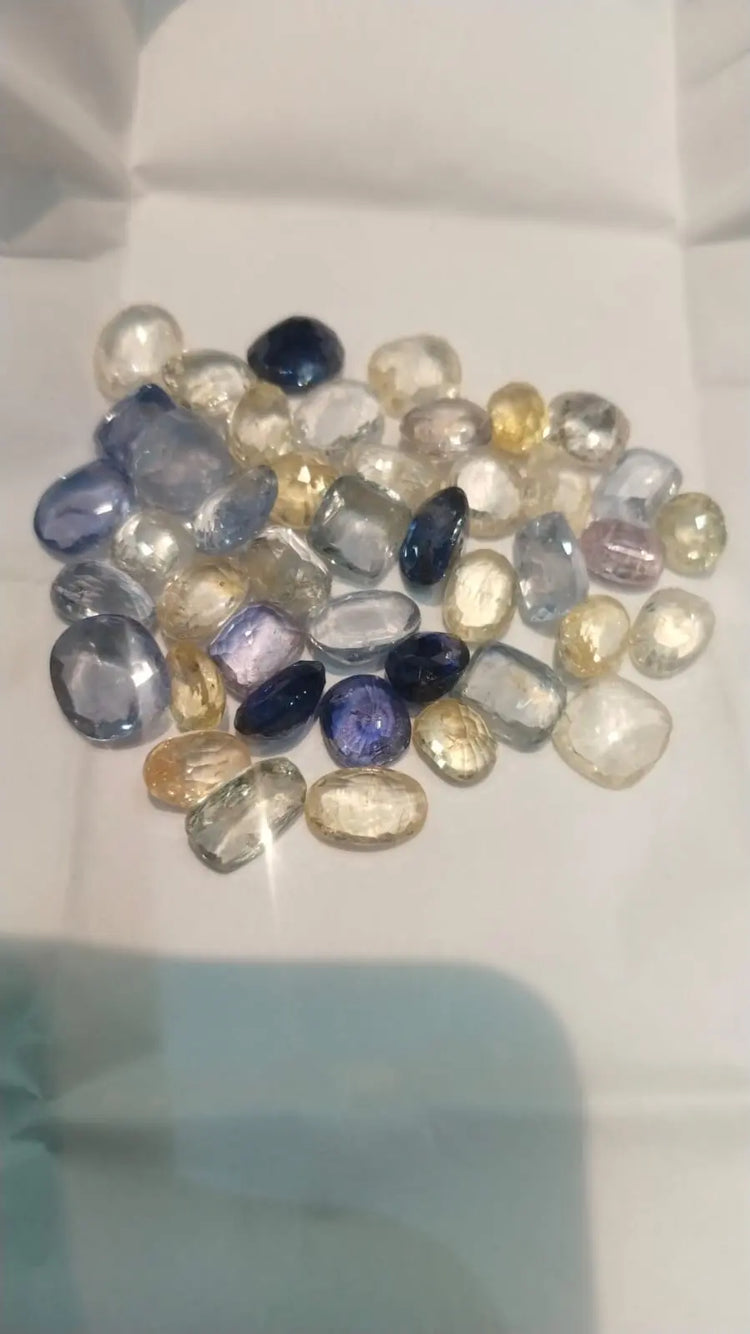 Yellow sapphire Blue sapphire 