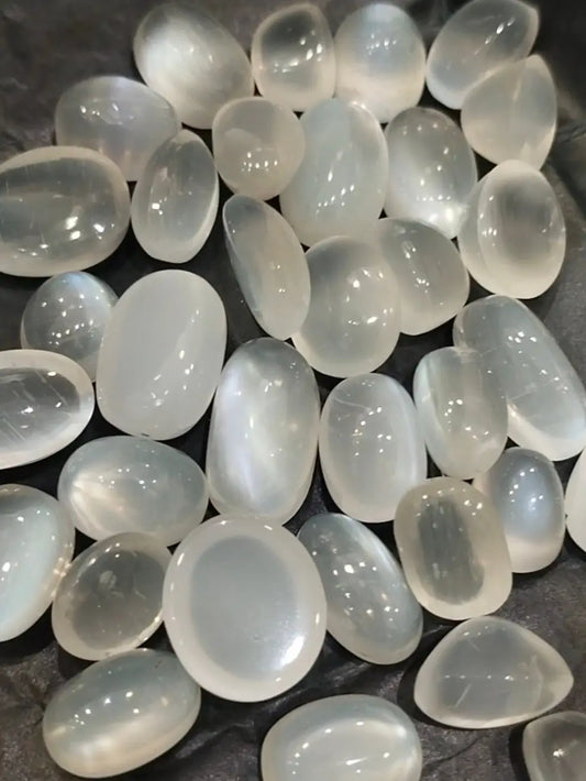 Natural Moonstone (Chandrakant Mani) | Certified Gemstone | Wholesale & Retail | Sun Point Jewellers Sun point jewellers