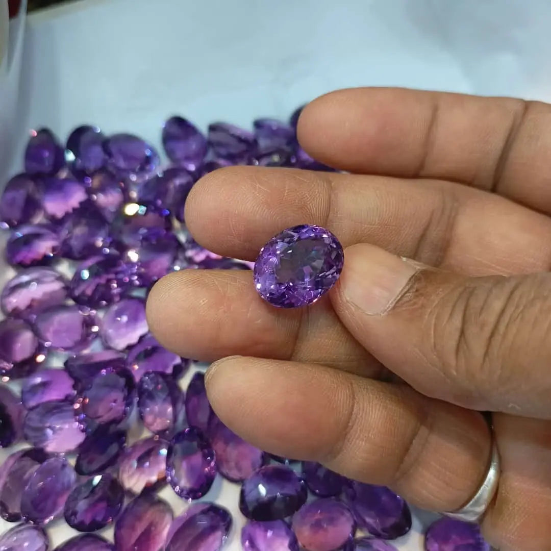 Natural Amethyst gemstone (Jamunia)in Kolkata | Certified Purple Amethyst Gemstone | Sun Point Jewellers Sun point jewellers